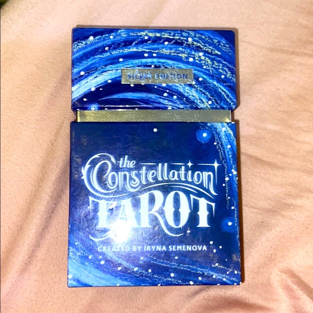 Tarot cards limited edition constellation